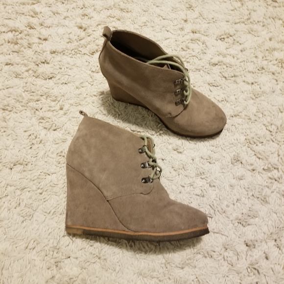 Steve Madden Taangoo Wedge Booties - Picture 1 of 8